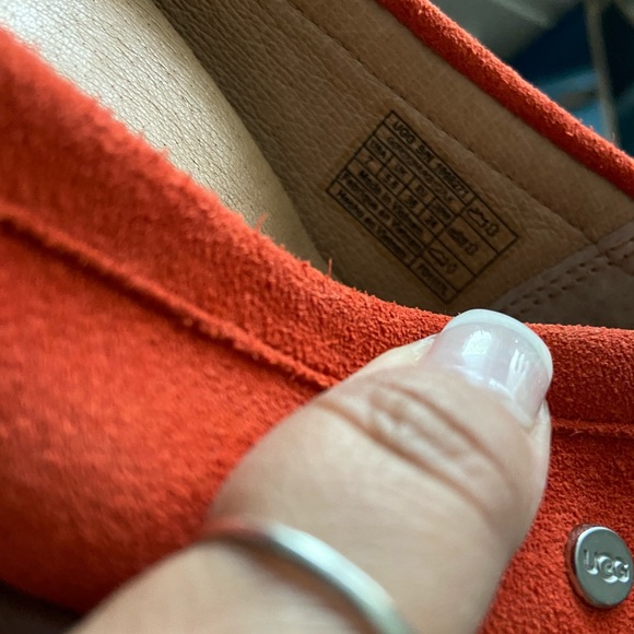 Ugg flats - Picture 5 of 5